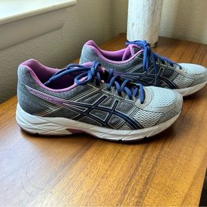 ASICS- size 9. EUC. $18